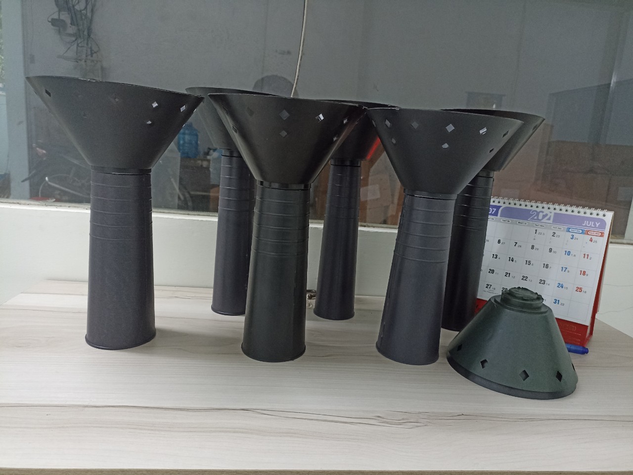 Cốt nhựa cắm hoa của Nhựa Lam Hồng