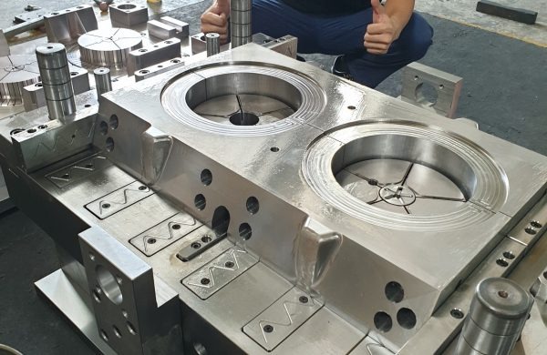 Công ty OEM nhựa công nghiệp uy tín tại Việt Nam