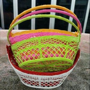 Vì sao nên gia công giỏ nhựa gói quà tặng?